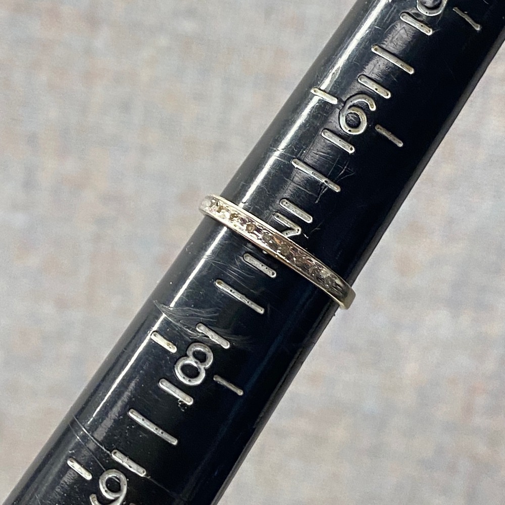 10K White Gold Round Diamond Wedding Anniversary Stackable Band Ring‎ Size 7 - Picture 9 of 10